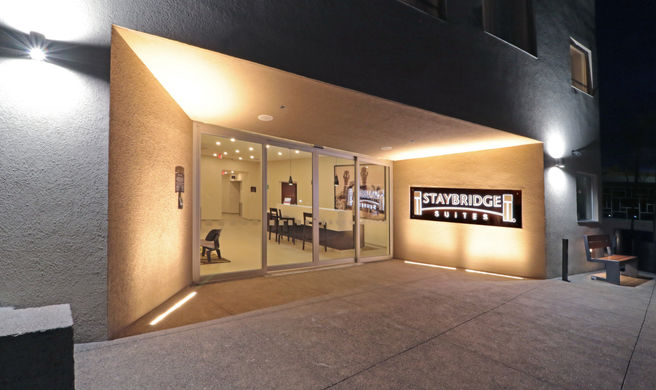Staybridge Suites San Luis Potosi Exterior