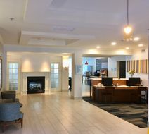 Holiday Inn Express Bethlehem Airport Lobby