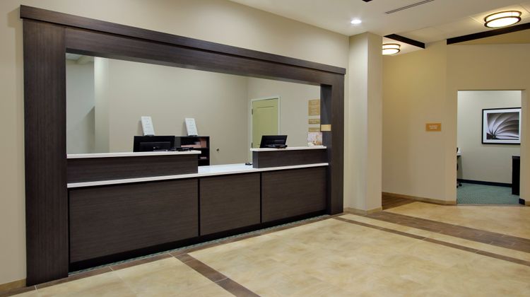 Candlewood Suites Frisco Lobby