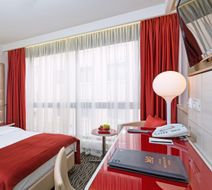Hotel St Gotthard Room