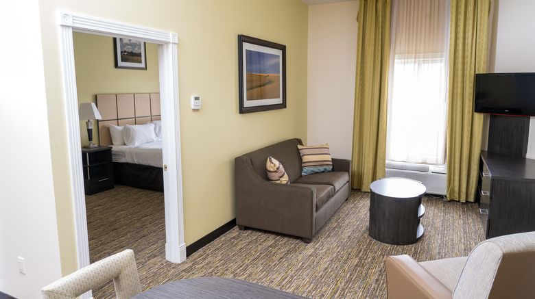 <b>Candlewood Suites Stevensville Suite</b>. Images powered by <a href="https://www.leonardoworldwide.com/" title="Leonardo Worldwide" target="_blank">Leonardo</a>.