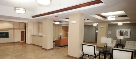 Holiday Inn Express Somerset Lobby