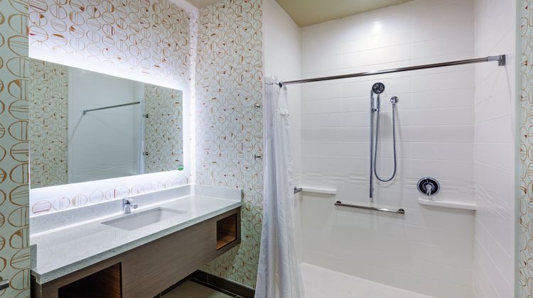 Holiday Inn Amarillo East Room