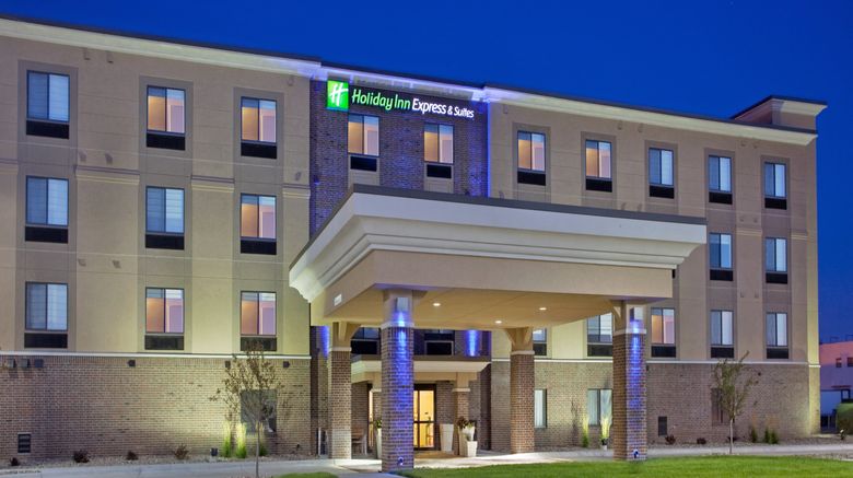 <b>Holiday Inn Express/Stes Lincoln Arpt Exterior</b>. Images powered by <a href="https://leonardo.com/" title="Leonardo Worldwide" target="_blank">Leonardo</a>.