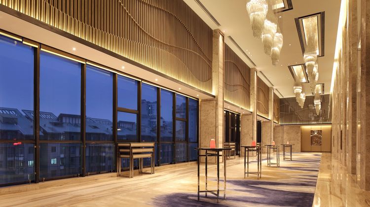 Crowne Plaza Yibin Lobby