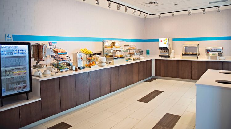 Holiday Inn Express & Suites Rantoul Restaurant