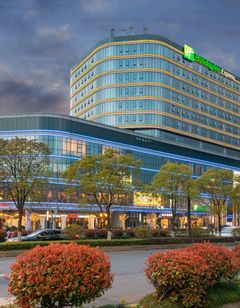 Holiday Inn Express East Station
