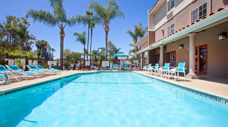 Holiday Inn Express Hotel & Suites Pool