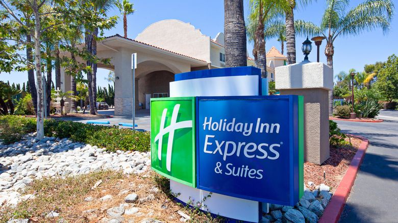 <b>Holiday Inn Express Hotel & Suites Exterior</b>. Images powered by <a href="https://www.leonardoworldwide.com/" title="Leonardo Worldwide" target="_blank">Leonardo</a>.