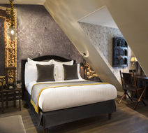 Hotel Da Vinci Room