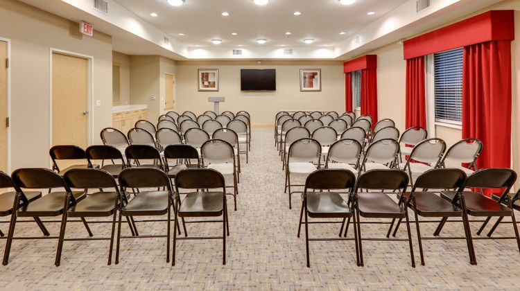 Holiday Inn Express & Suites San Antonio Meeting