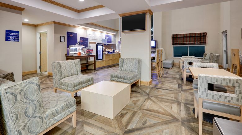 <b>Holiday Inn Express & Suites San Antonio Lobby</b>. Images powered by <a href="https://www.leonardoworldwide.com/" title="Leonardo Worldwide" target="_blank">Leonardo</a>.