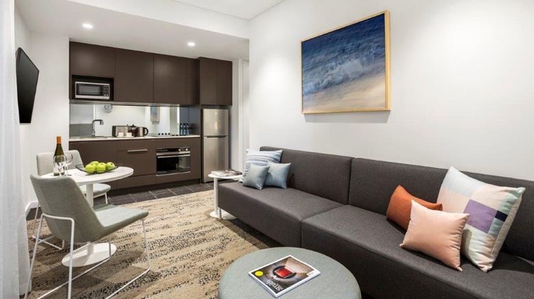 <b>Quest North Sydney Room</b>. Images powered by <a href="https://www.leonardoworldwide.com/" title="Leonardo Worldwide" target="_blank">Leonardo</a>.
