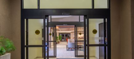 Holiday Inn Express & Suites Surprise Exterior