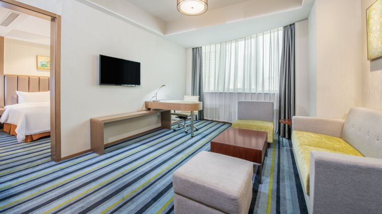 Holiday Inn Express Hefei Downtown Suite