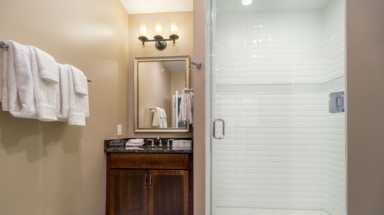 <b>Holiday Inn Club Vacations Williamsburg Room</b>. Images powered by <a href="https://www.leonardoworldwide.com/" title="Leonardo Worldwide" target="_blank">Leonardo</a>.