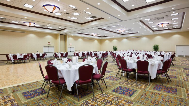 <b>Holiday Inn Hotel & Conference Ctr Ballroom</b>. Images powered by <a href="https://www.leonardoworldwide.com/" title="Leonardo Worldwide" target="_blank">Leonardo</a>.
