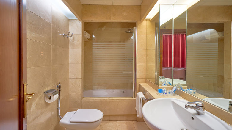 <b>Crisol Guadalupe Room</b>. Images powered by <a href="https://www.leonardoworldwide.com/" title="Leonardo Worldwide" target="_blank">Leonardo</a>.