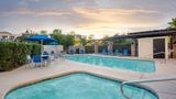Holiday Inn Express & Suites Surprise Pool