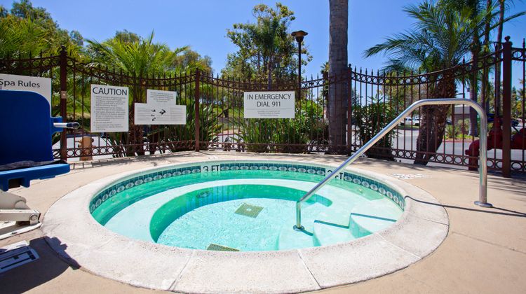 Holiday Inn Express Hotel & Suites Pool