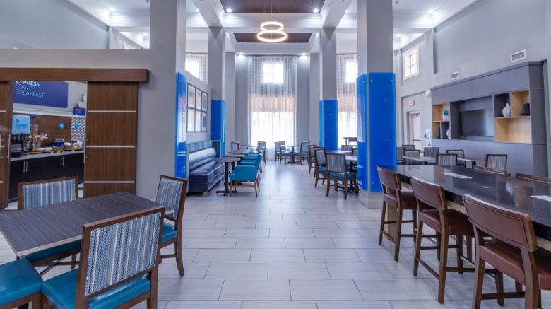 <b>Holiday Inn Express Hotel & Suites Restaurant</b>. Images powered by <a href="https://www.leonardoworldwide.com/" title="Leonardo Worldwide" target="_blank">Leonardo</a>.