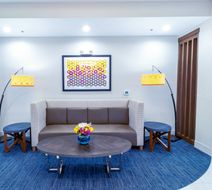 Holiday Inn Express Hotel & Suites Lobby
