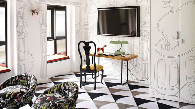 <b>Hotel Le Montana St Germain des Pres Suite</b>. Images powered by <a href="https://www.leonardoworldwide.com/" title="Leonardo Worldwide" target="_blank">Leonardo</a>.