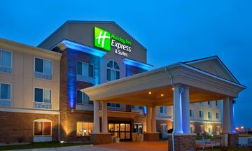 Holiday Inn Express Hotel & Suites