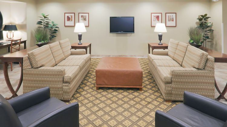 Candlewood Suites Gillette Lobby