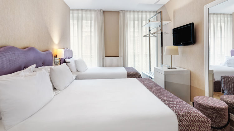 Exe Hotel Paris Centre Room