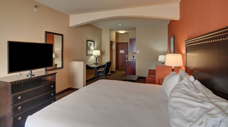 Holiday Inn Express & Suites Altus Suite