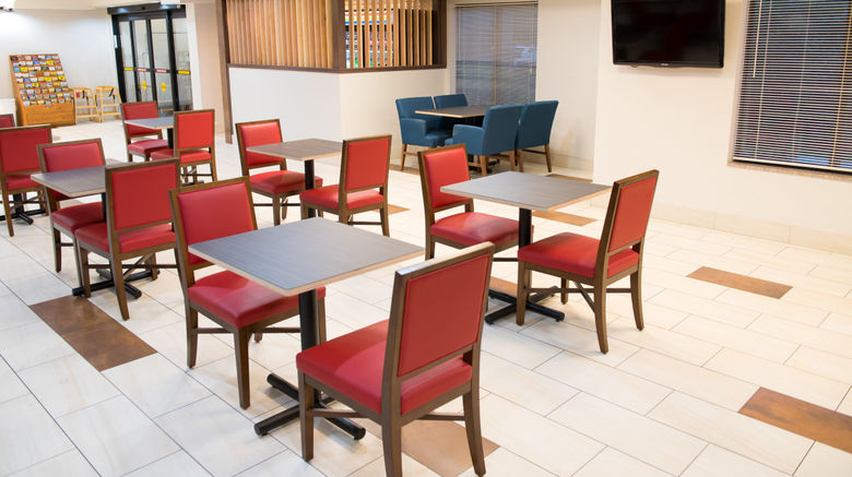 <b>Holiday Inn Express Elkhart Lobby</b>. Images powered by <a href="https://www.leonardoworldwide.com/" title="Leonardo Worldwide" target="_blank">Leonardo</a>.