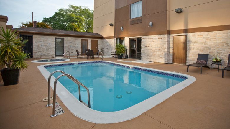 <b>Holiday Inn Express Hotel & Suites Pool</b>. Images powered by <a href="https://www.leonardoworldwide.com/" title="Leonardo Worldwide" target="_blank">Leonardo</a>.