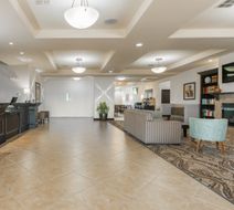 Holiday Inn Express & Stes Oklahoma City Lobby