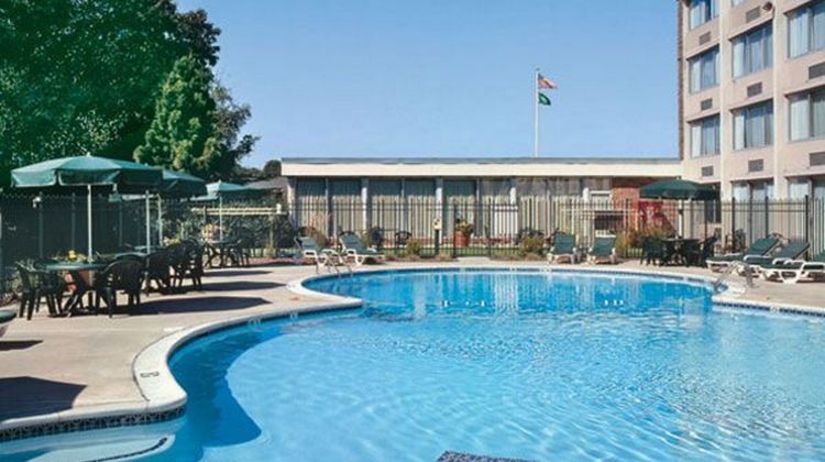 Holiday Inn South Kingston Pool