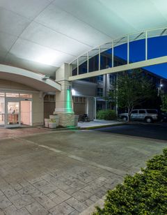 Holiday Inn South Kingston