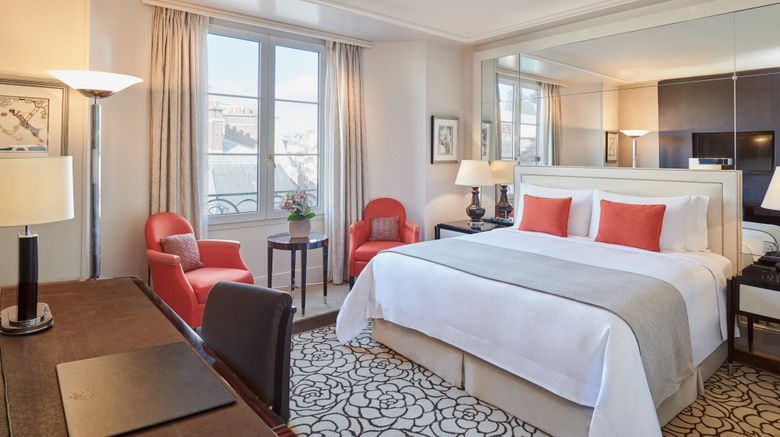 <b>Prince de Galles, Luxury Collection Room</b>. Images powered by <a href=https://www.travelagewest.com/Hotels/Paris/