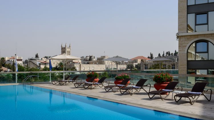 Grand Court Hotel Exterior
