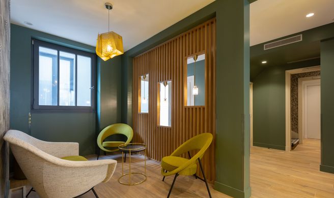 Hotel Sevres Montparnasse Lobby