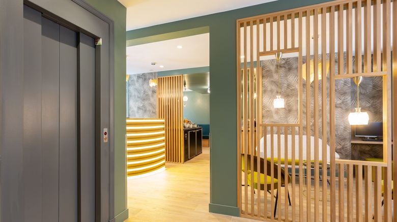 <b>Hotel Sevres Montparnasse Lobby</b>. Images powered by <a href="https://www.leonardoworldwide.com/" title="Leonardo Worldwide" target="_blank">Leonardo</a>.