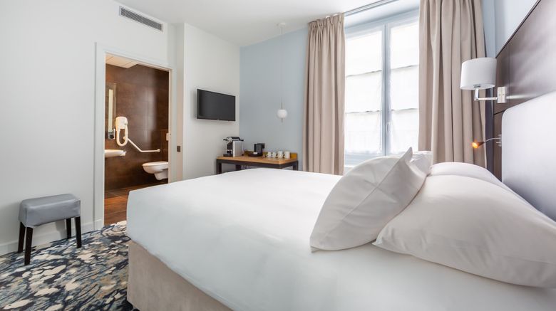 <b>Hotel Sevres Montparnasse Room</b>. Images powered by <a href="https://www.leonardoworldwide.com/" title="Leonardo Worldwide" target="_blank">Leonardo</a>.