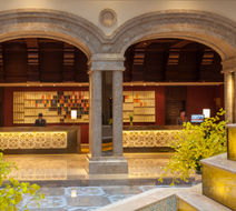 Holiday Inn Airport Guangzhou Lobby