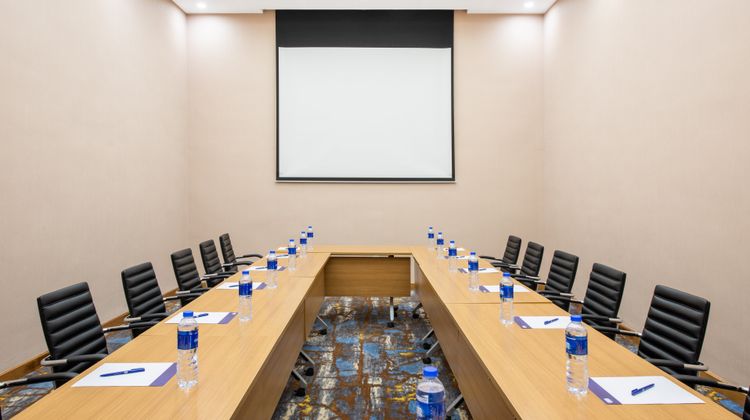 Holiday Inn Express Ordos Dong Meeting