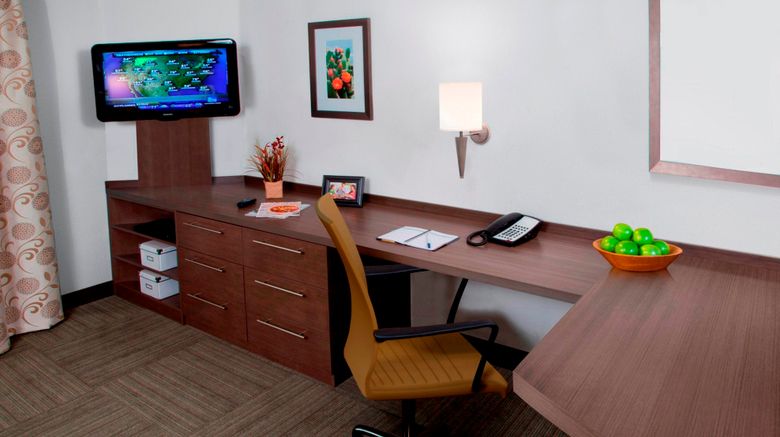 <b>Candlewood Suites Bricktown Room</b>. Images powered by <a href="https://www.leonardoworldwide.com/" title="Leonardo Worldwide" target="_blank">Leonardo</a>.