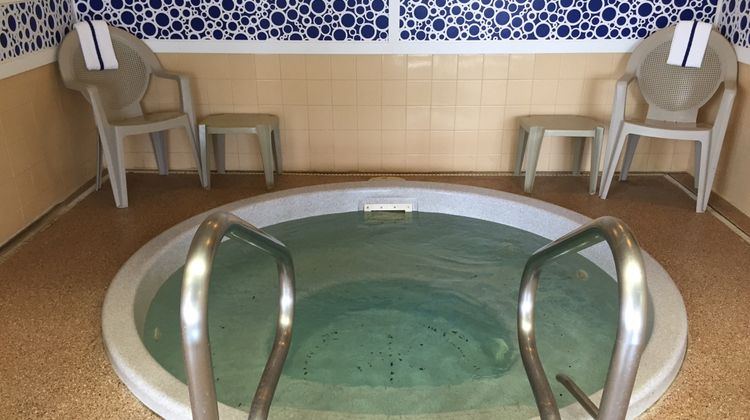 Holiday Inn Express Pool