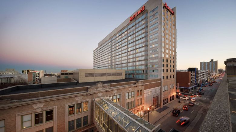 <b>Louisville Marriott Downtown Exterior</b>. Images powered by <a href=https://www.travelagewest.com/Hotels/Louisville/