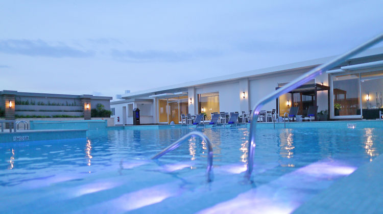 Crowne Plaza Panama Airport Pool