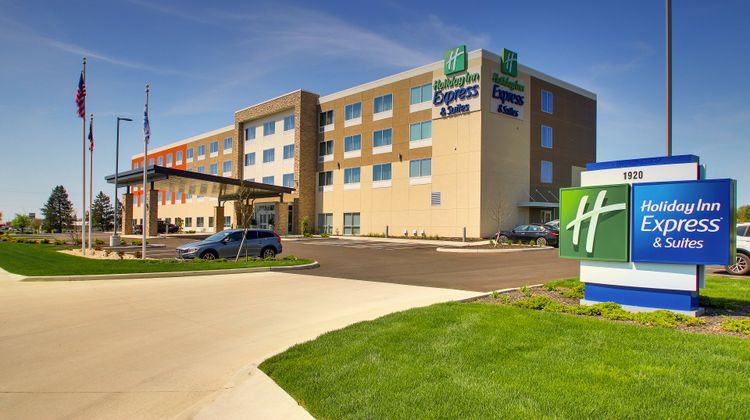 Holiday Inn Express & Stes Findlay North Exterior