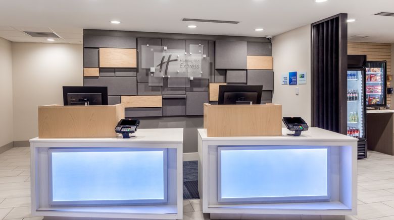 <b>Holiday Inn Express & Suites Hammond Lobby</b>. Images powered by <a href="https://www.leonardoworldwide.com/" title="Leonardo Worldwide" target="_blank">Leonardo</a>.