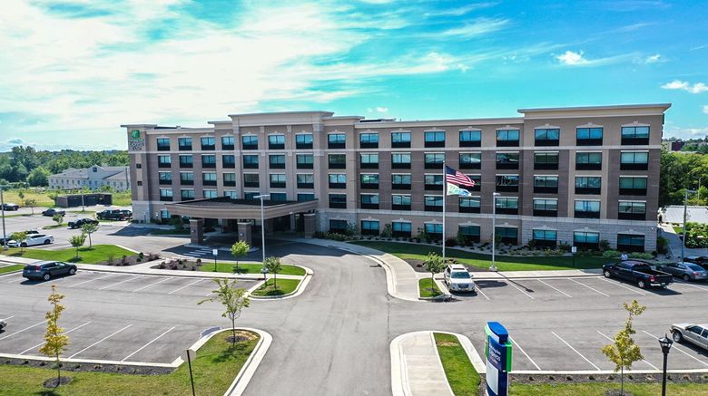 <b>Holiday Inn Express/Suites Elizabethtown Exterior</b>. Images powered by <a href="https://www.leonardoworldwide.com/" title="Leonardo Worldwide" target="_blank">Leonardo</a>.